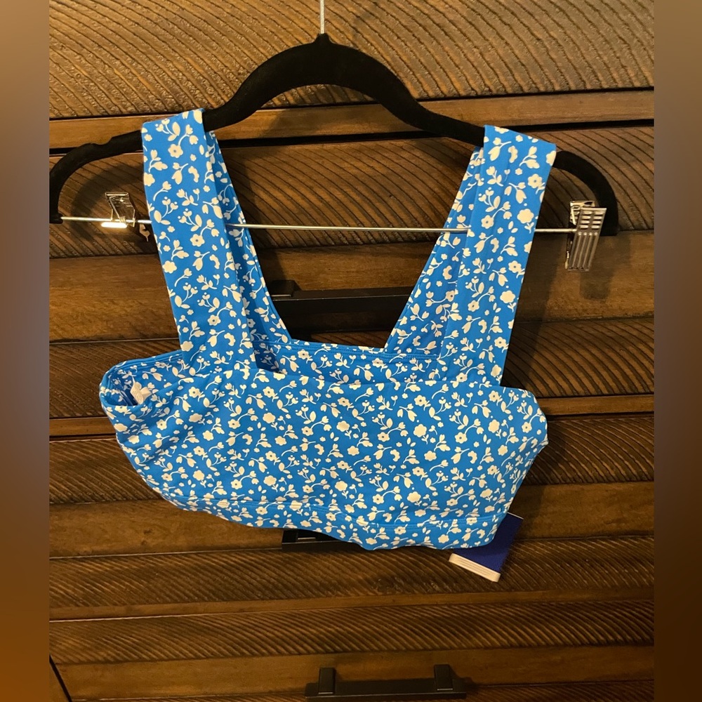 Addison Bay Moravian Sports Bra Courtside Blue Floral NWT
